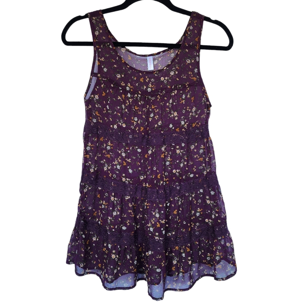 Flowy Top w/Lace Trim